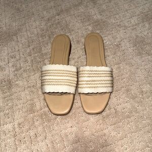 Kansas W sandals size 9